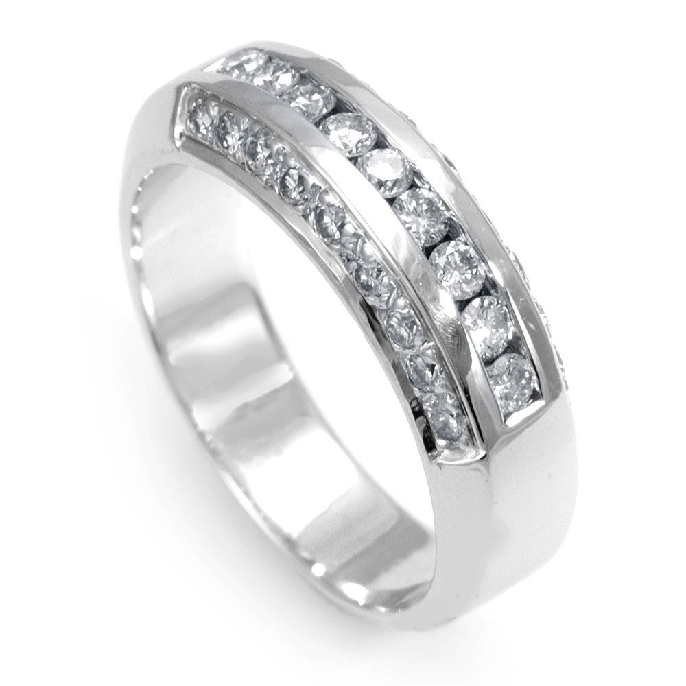 18K White Gold Ladies Band with Round Diamonds