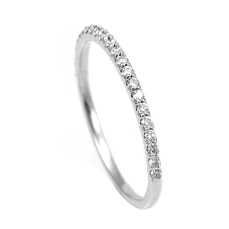 Prong Set Round Diamond Ladies Band in 14K White Gold